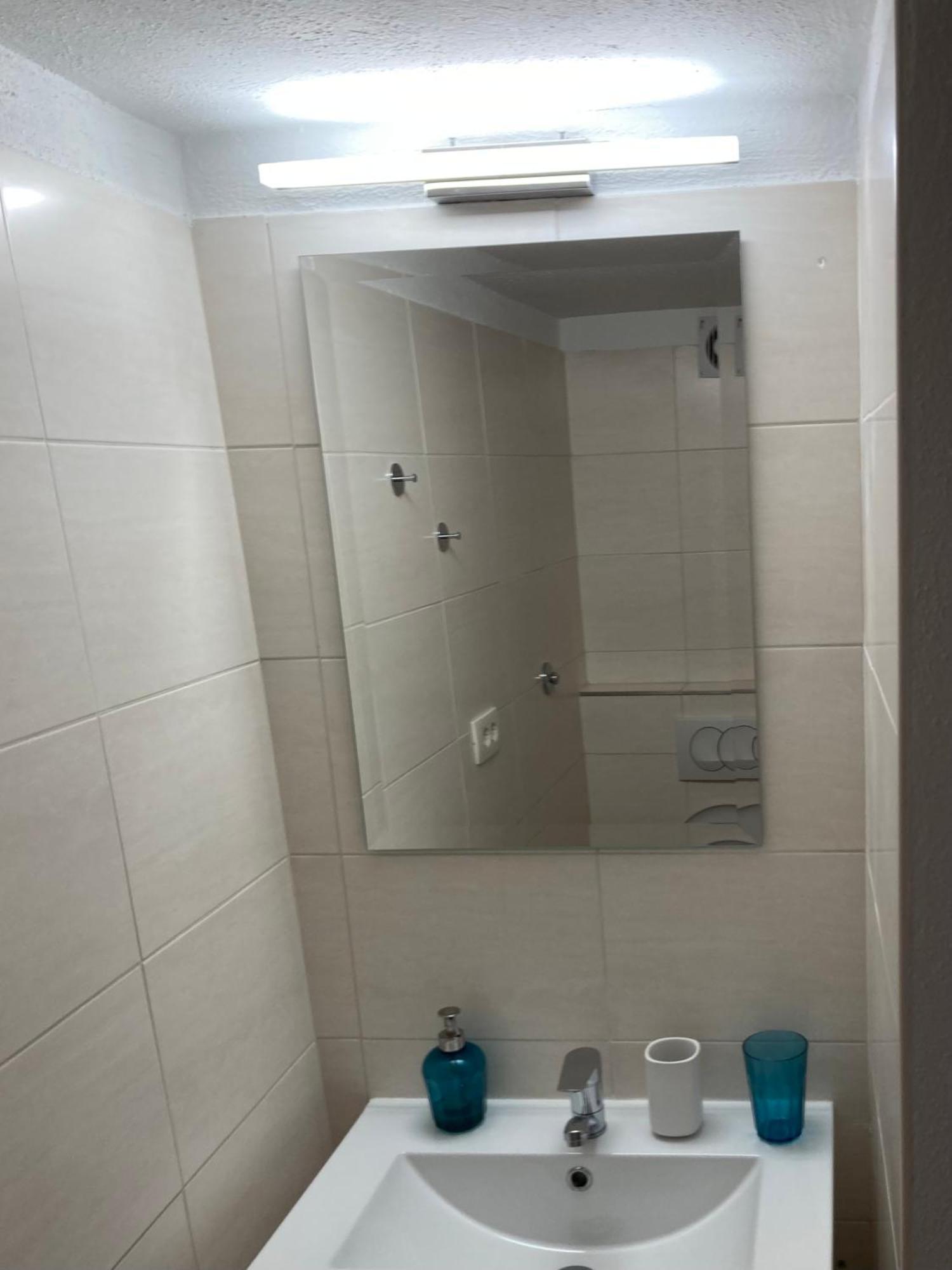 Little Palmina Hotel Split Room photo
